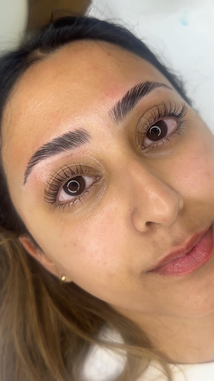 Effortlessly lifted lashes and perfectly laminated brows for a flawless look all day long. #LashLift #browlamination #beauty