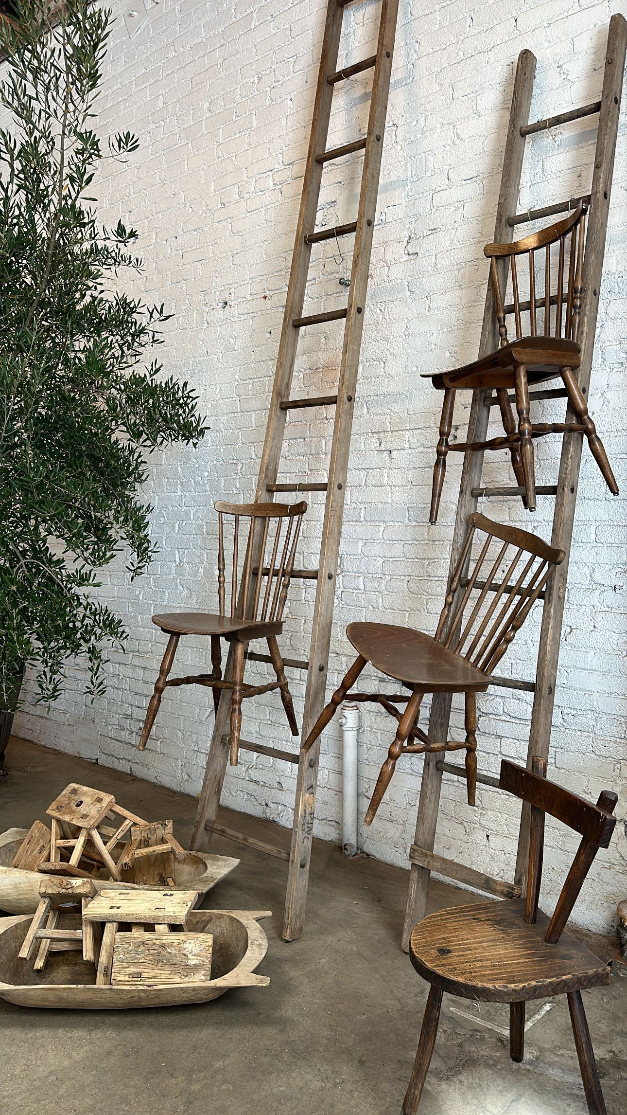 Coming back into work this week buzzing with ideas and inspiration. While travelling around California I made some time to stop in at some of my favourite stores and I also added a few new visual delights to my list this time around. There is so much beauty out there! As a designer it takes a bit more time and effort to reach outside what your local city has to offer, but in the end it brings such a richness to the final product that I can’t resist.