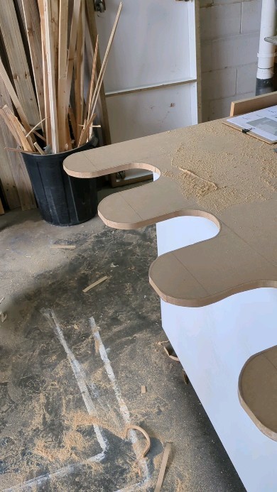 This custom desk is a pastel lovers dream! 🤍
Wavy lines and rounded edges are definitely a far cry from our usual rustic reclaimed feel, but we still enjoyed the challenge of this custom item 🌻
#knotsandgrains #customdesk #pastelcolours #smallbusiness #goldcoastbusiness