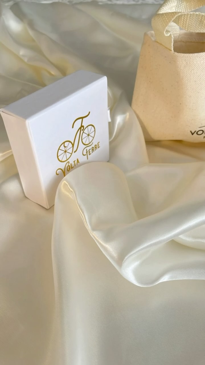 A playful journey to the world of jewelry! #voltaferre #jewelry #ring #handmadejewelry #fashion #jewelryreels #timelesselegance #sales