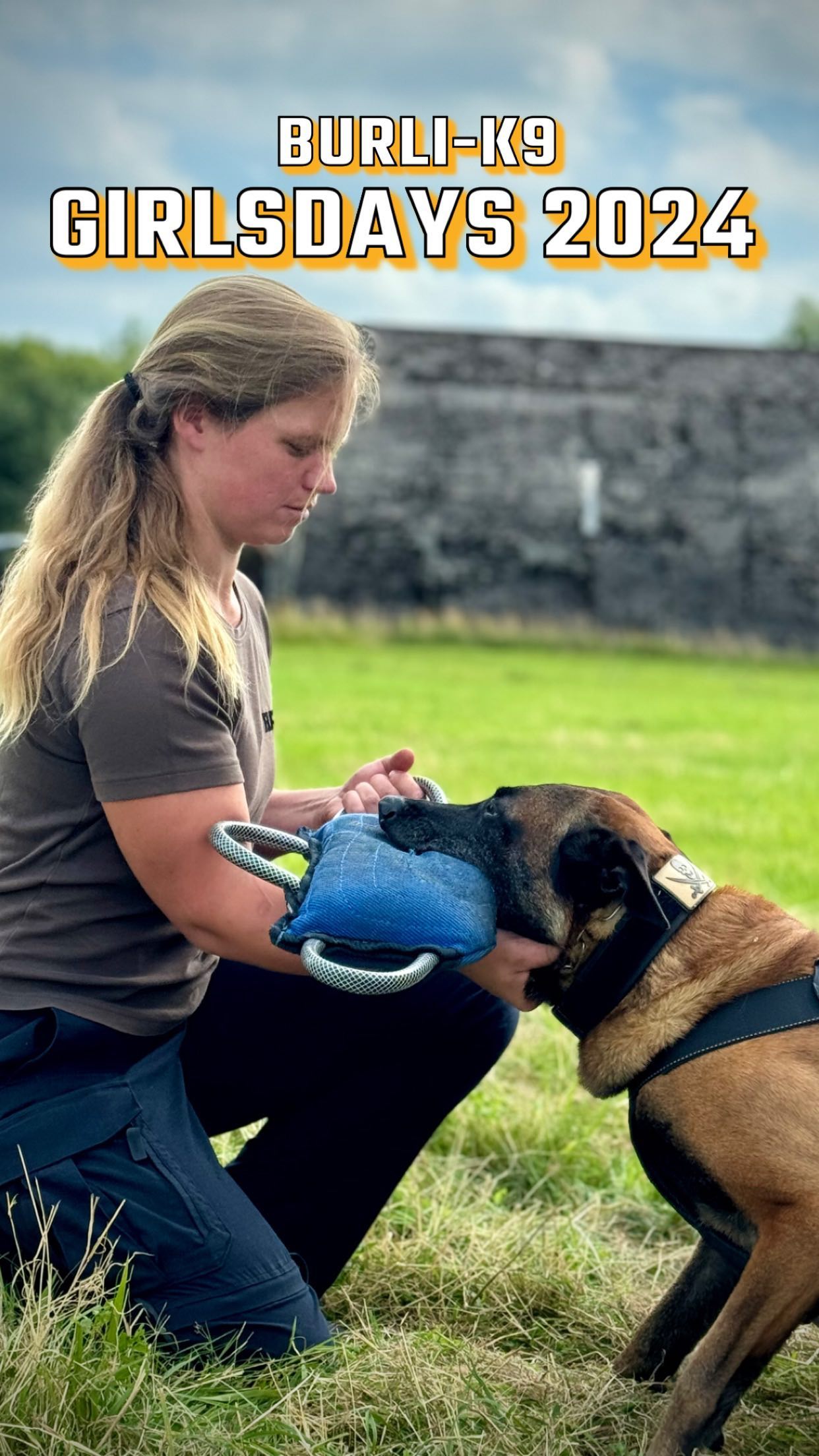 Girlsdays 2024
Danke für 🔟 Jahre Girlsdays!
2014 wurde der Bedarf an einem zielgruppenorientierten SchdH-Seminar für Frauen an uns gerichtet. Seitdem veranstalten wir jährlich die Burli-K9 Girlsdays, welche immer sehr frühzeitig ausgebucht sind (Reservierungen ab sofort möglich, 04. - 06.08.2025).
Zum Jubiläum haben wir die diesjährigen Girlsdays unter dem Schwerpunkt Beiß-/Stoßkorb ausgeschrieben und durften 20 hochmotivierte Kolleginnen aus dem deutschsprachigen Raum willkommen heißen.
Burli war selbst ein letztes Mal - Doppelschwör - zugegen und begleitete die Tage einmal mehr mit seinem einzigartigen Wissen.
Vielen Dank Burli & viele Grüße an Benny. Wir haben dich sehr vermisst!
Dank toller Schutzdiensthelferinnen, motivierten Unterstützern und sonnigem Wetter können wir die Girlsdays 2024 wieder als absolut gelungene Veranstaltung verbuchen.
Terminwünsche (Behörden/Organisatoren) für Seminare 2025 nehmen wir bis Ende August entgegen.
Unser Terminkalender mit „offenen“ Seminaren für 2025 wird Ende September auf unserer neuen Homepage veröffentlicht.
Meldet euch unter Info@burlik9.org
oder über WhatsApp.
________________
#ufpro #ufprok9 #ufprogear #k9units #k9 #k9training #k9handler #muzzle #womenpower #doglife #training #police #policedog #patroldog #servicedog