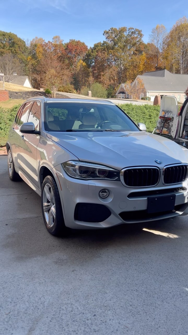 #CleanRide #SparklingAuto #WashAndRoll #ShineOnWheels #SplashNClean #GleamMachine #CarGleam #FreshAuto #WashItUp #SqueakyCleanCars