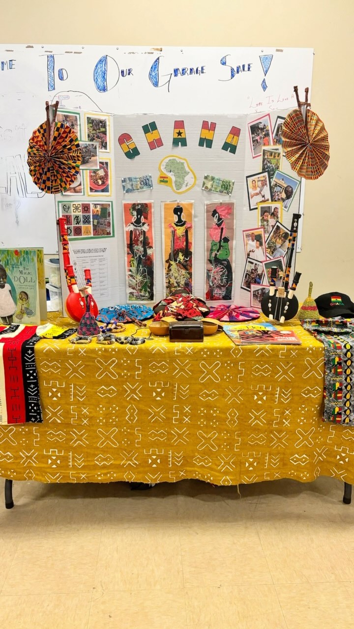 Not only can Heritage throw a good dance party💃🏾🕺🏾
Last week we also hosted fantastic opportunity for our families to showcase their personal heritage and lineage or their favorite country at our Geography Fair!
There was music, food and lots to explore as we took a trip around the world to visit countries small and large!
We are so glad this event made its way back and we hope it’s here to stay 💫
Until next time ❤️🖤💚💛
.
.
.
.
#homeschool #blackhomeschoolers #homeschooling #homeschoollife #heritage #legacy #geography #lineage #roots #blackhistory #africa #homeland #explore #homeschoolspaces #homeschoolcollective #community #heritagehomeschoolers