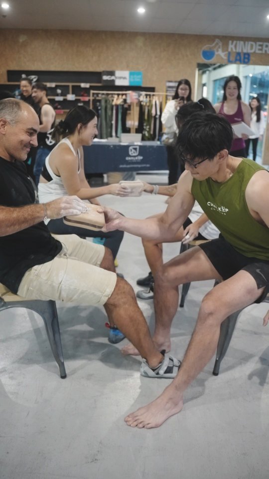 ✨️ Recap of our first event of the year to celebrate our rebrand ✨️⠀
⠀
It was amazing to see new and familiar faces 🥰⠀
⠀
Our goal this year is to continue to connect people and share the joy of climbing!⠀
⠀
Thank you to everyone who came to support and hang out! We are truly blessed to be a part of this community 🙏 ⠀
⠀
Huge thank you to the team @boulder.lab for having us and all the work you do ❤️⠀
⠀
Shoutout to @koalaclimbingholds for making our custom pinch blocks for our games. They were sick! 🙌 ⠀
⠀
#chalkupclimbing #boulderlab #clayton #rebrand #launch #party #climbingholds #games #community #climbingapparel #bouldering #rockclimbing #Recap #reels