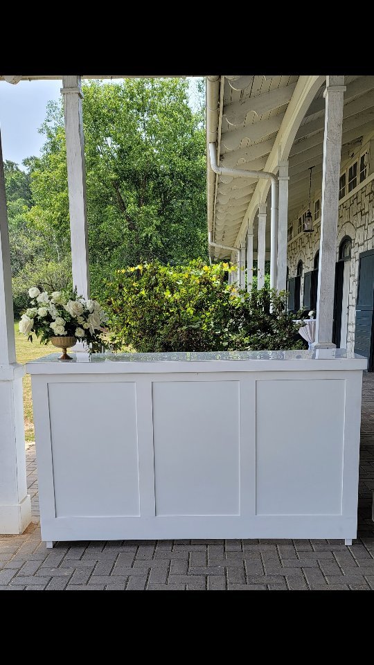 Custom Bar? No problem... We've got it!
#custombar #weddingbar #weddingdetails #raiseyourglass #craftsmanbar #shiplapbar #handmade #whiskeybar #whiskeybarrel #itsaparty