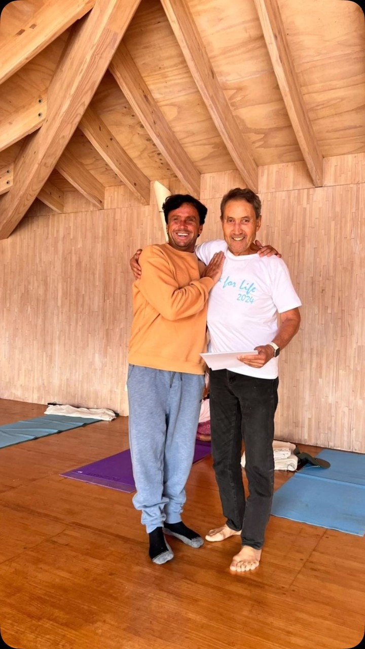 Zoom al retiro de Sattva Chikitsa Krama que acaba de terminar en @canal_om con un círculo íntimo y de lujo ✨para coronar el verano 🌊🌞 Y listos para el próximo retiro de @gpbalance entre el 30 de enero y el 2 de febrero. Toda la info en canalom.cl
#canalom
#sattva
#chikitsayoga
#yogashalachile
#yogashala #yoga #saludable
#yogahormonal