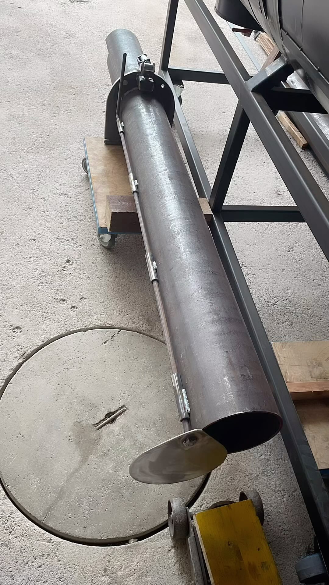 Smokerbau, Kaminmontage, Ecke und Hemsen