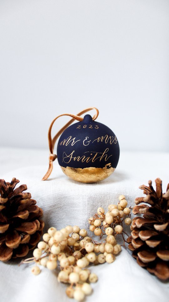 ⢠With these baubles hanging on your tree, you could look like the King o' France or somethin'!
I love this sound clip š
15% off baubles until the 26th November on my Etsy shop! www.cotswoldscalligraphy.etsy.com
#cotswoldscalligraphy #christmasbaubles #christmasdecorations #personalisedbaubles #personalisedbauble #personalisedbaublesuk #christmasbauble #woodenbauble #woodenbaubles #ceramicbaubles #ceramicbauble #dogbauble #dogbaubles #acrylicbaubles #acrylicbauble #cotswoldscalligrapher #cotswoldslocalbusiness #cotswoldhandmade #handmadebaubles #christmascalligraphy #christmasbauble #baubles #baublecollection #christmasbaubledecoration #christmasdecoration #behindthescenes #smallbusinessowner #navybaubles #navybauble