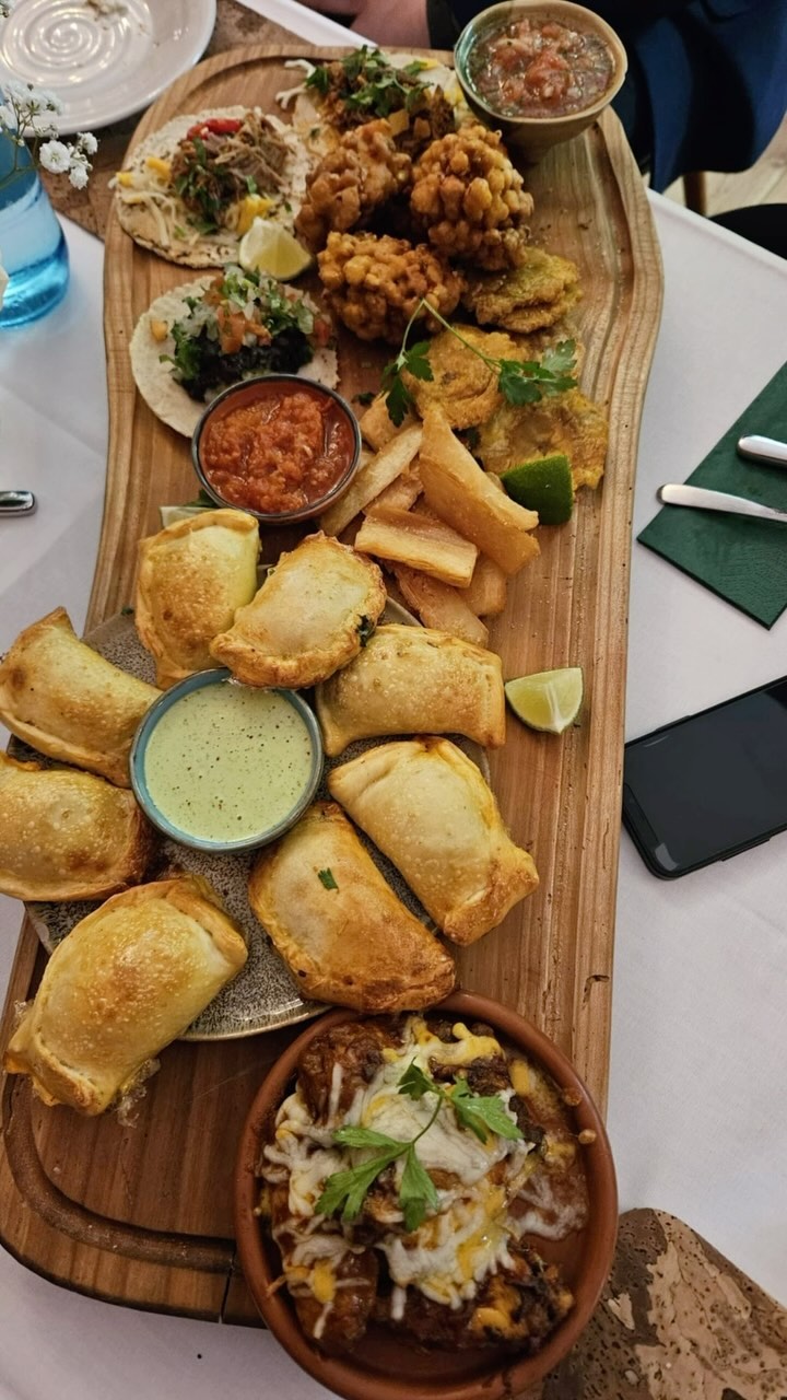 #sombrerolatino #wiesbaden #lecker #latino #foodie #Chile #Argentina #Colombia #Mexico #empanada #taco #stadtwiesbaden #wiesbadenfoodie #steak #๐ฅฉ