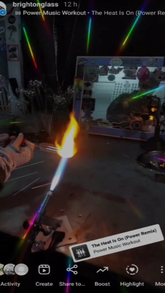 A day in the life of...to book go to Brightonglass.co.uk
šš„š« #brightonglass #glassblowing #lampworking #glassofig #glass #glassart Brighton glass Brightonglass #bestofglass #newmakers #thingstodoinbrighton #brightonglassblowing #glassblowingintheuk #ukglass