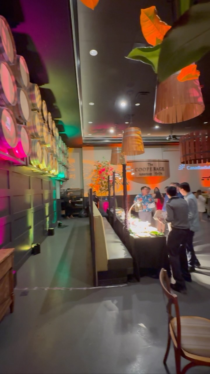 Our team had a blast transforming @thecooperagewc into a tropical paradise for our friends at @canadiansolar! What an amazing holiday party to end the season! ๐ดโ๏ธ
.
.
.
#tmeevents #tme #event #production #eventproduction #dj #lighting #mobiledj #edm #house #events #party #uplighting #photo #booth #photobooth #photomebooth #livesound #sound #av #pioneerdj #sf #sfdj #audio #bayarea #wedding #weddingdj #holidayparty #themedparty