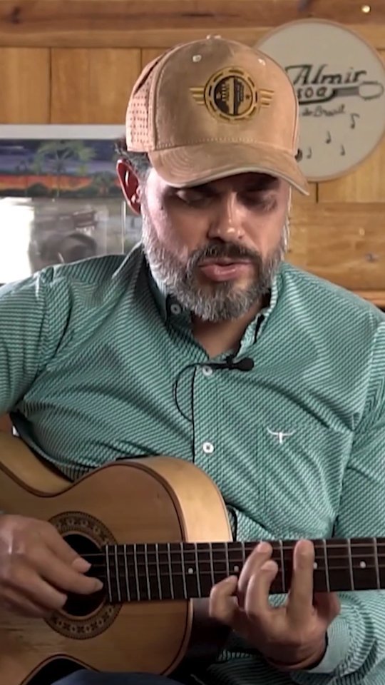 Encordoamento VIOLA LEVE assinado pelo mestre @almirpessoavioleiro. 🎸🎶
#almirpessoa #almirpessoavioleiro #nigmusic #nigstrigs #viola #modadeviola #violeiro #violeiros #violacaipira #clubedaviola #rodadeviola #violaodeaço #violeirosdobrasil #violabrasileira