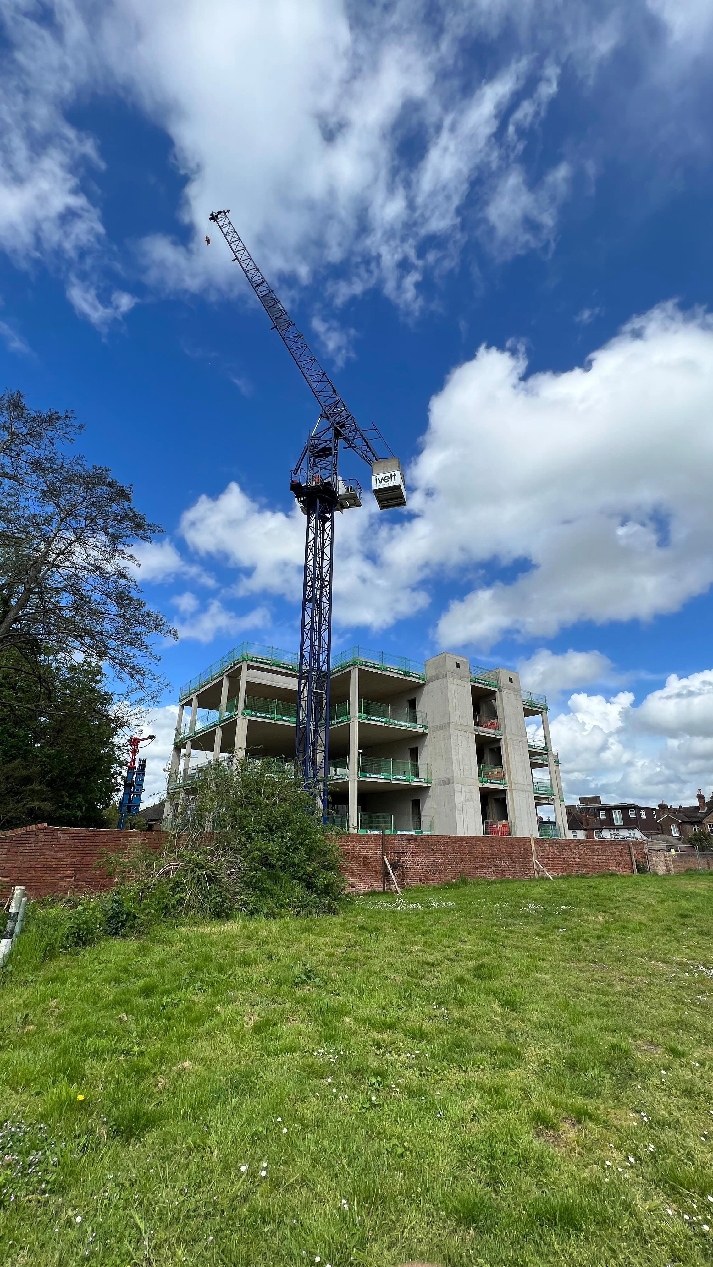 RC Frame completed ☑️ Bulk dig for our geological remediation strategy completed ☑️ Approved backfill, groundworks and prep for the ground source heat pump rig complete ☑️ On to the next phase!
.
#structure #architecture #construction #concrete #structuralengineering #civilengineer #photooftheday #formwork #building #architecture #engineering #scaffold #steel #shuttering #concretelife #formworksystems #concreteconstruction #rebar #builder #peri #steelfixing #formscaff #concreteformwork
.
Frame - @shendrones - Squirt V2
Flight Controller - @tmotorfpv - F7
ESC - @tmotorfpv - F55A PRO II
Motors - @tmotorfpv - F1507 2700KV
Propellers - @hqpropzhong - 6 blade Cinewhoop
Camera - @caddx.fpv - Polar
Transmitter - @caddx.fpv - Vista
Receiver - @blacksheepfpv Crossfire Nano Rx (SE)
Antenna - @truerccanada - Singularity 5.8GHz LHCP Stubby
Gear
Radio - @blacksheepfpv - Tango 2
Goggles - @djiglobal V1
Goggle Antennas - @lumenierfpv AXII HD 5.8GHz Combo