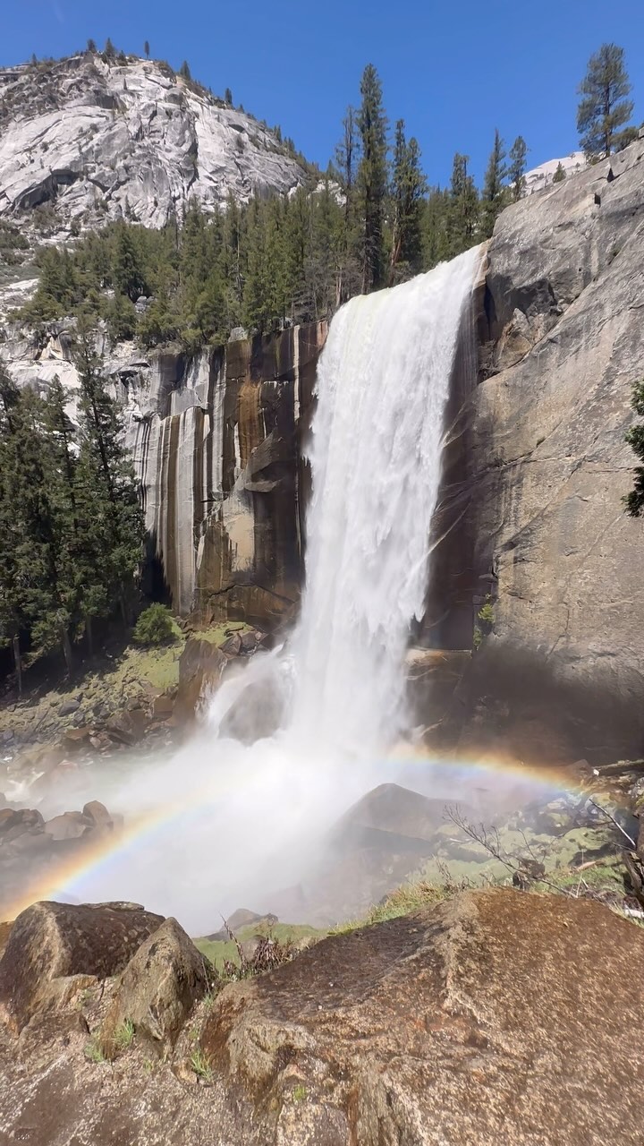Definitely my favorite (and the most challenging) hike from this trip to Yosemite was the Mist Trail up to Vernal Falls and the Emerald Pool. With over 1,000 feet elevation gain on the way to the top of the Vernal Falls, it is safe to say this trail will give your quads and glutes a good workout. But the views are 1000% worth it, and photos don’t begin to do it justice!
This trail is the main reason Yosemite might be my favorite national park I have been to so far. Just make sure to pack a rain jacket! The water is flowing the strongest this time of year due to all the melting snow, and you will definitely get wet on the way up!
In terms of nutrition, always make sure to have some form of protein and carbohydrate after a strenuous hike to help re-fuel. Since we had lunch at the top of the waterfall, I just packed a peanut butter and banana sandwich + a protein bar because it does not require any refrigeration on the long hike, and then made sure to have some extra protein once we got back down to the trail head.
#myhealthfullife #RD #RDN #RegisteredDietitian #health #healthy #healthyfood #healthylifestyle #food #foodie #nutrition #eatclean #foodblogger #lifestyleblogger #blogger #blog #foodinspiration #healthinspiration #hiking #outdoors #yosemite #yosemiteguide #outdoorworkout #nature