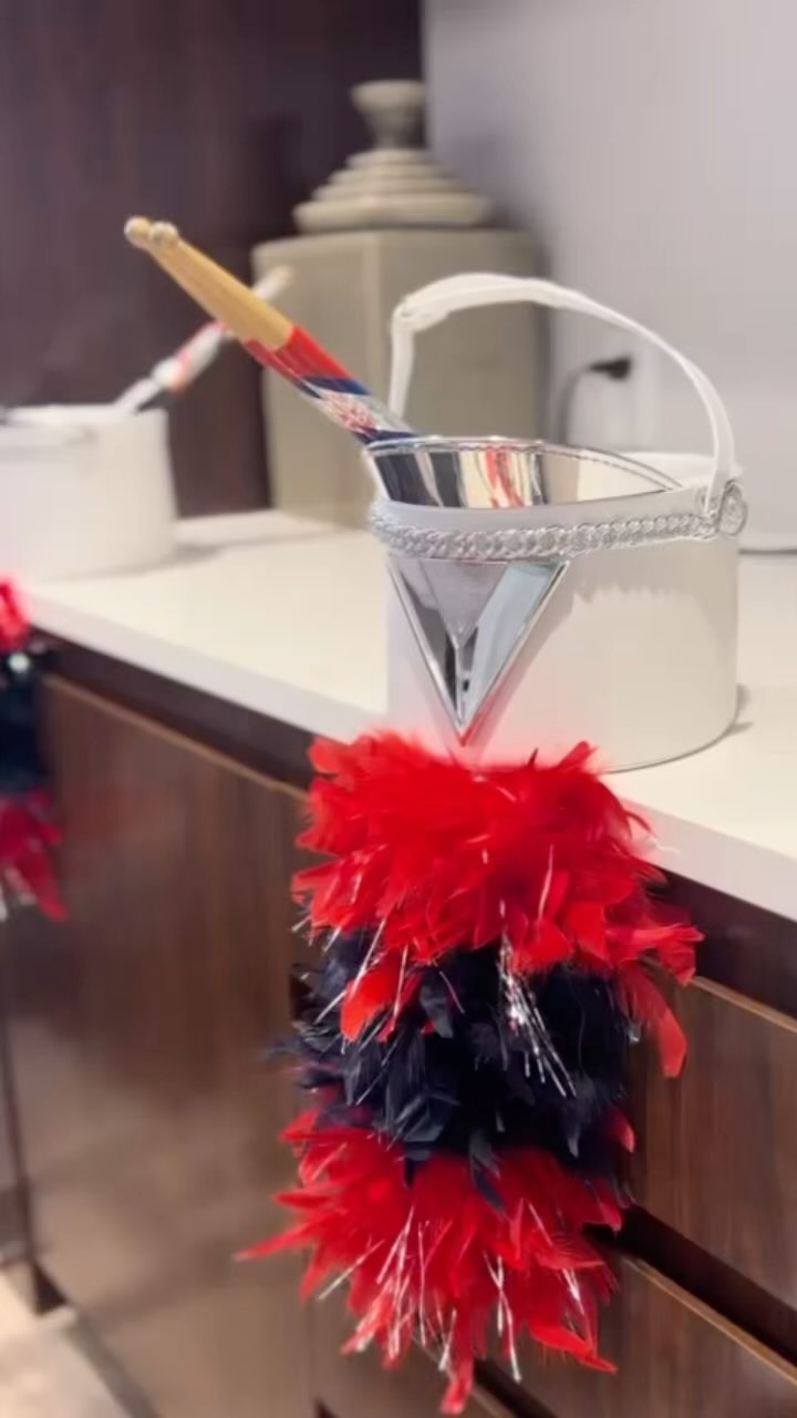 While May is coming to an end we the PHCMDC want to wish our sponsors, family, friends and fans a Happy Belated BERMUDA DAY!!! #PHCMDC #Majorettes #Pompoms #Drummers #KeepingTheTraditionAlive #BermudaDay