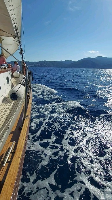 Sailing to Skopelos #skopelos daytrip #Alonnisos marine park #sailing cruises #snorkeling