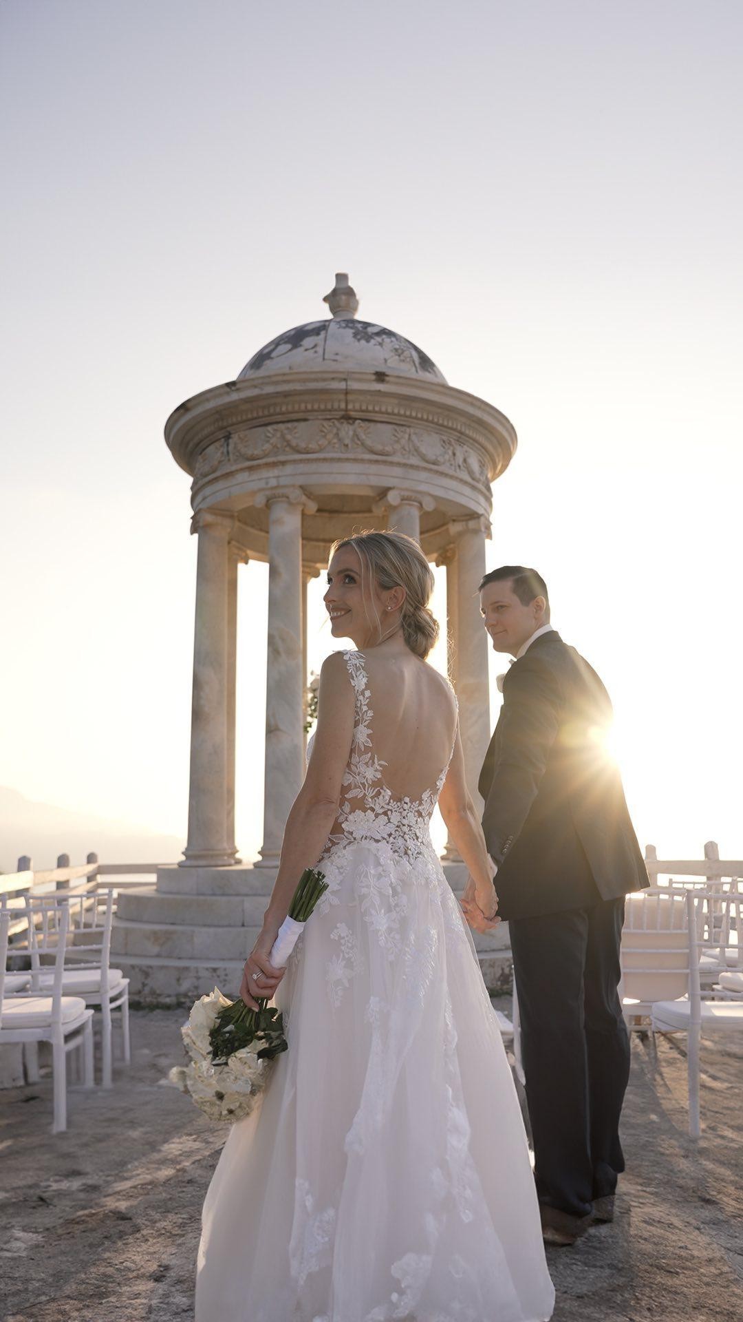 The timeless elegance of Son Marroig
A dreamy escape to a world of romance and luxury and the couple? They fit right in! @btinaq
Planning: @awhitehotwedding
Video: @soul_weddings
Venue: @son_marroig & @jumeirahportsoller
Catering: @cateringmarcfosh
Photo: @abrahamgarciaphotography
Shoes: @jimmychoo
Jewelry: @tiffanyandco
Lights: @exclusive4events
Car: @mallorcadriving
DJ: @aalvarezofficial
Tech @keeke_dj