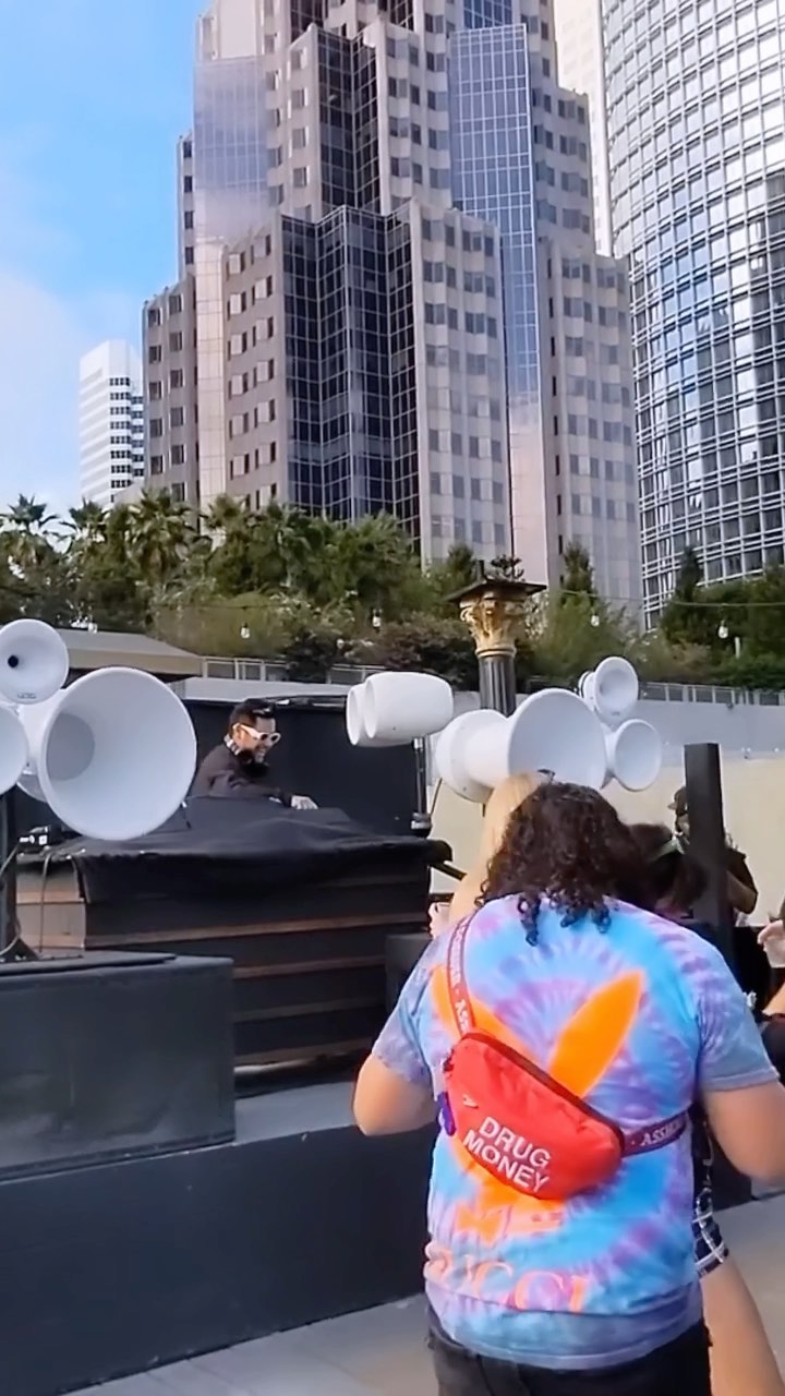 The team had a blast providing our Void Acoustics sound system and audio technicians for the How Weird Street Faire rooftop party at @temple_sf! Looking forward to some more great shows to come ๐๐๐
.
.
.
#tmeevents #tme #event #production #eventproduction #dj #lighting #mobiledj #edm #house #events #party #uplighting #livesound #sound #av #pioneerdj #sf #sfdj #audio #bayarea #templenightclub #templesf #void #voidacoustics #housemusic #house #housedj