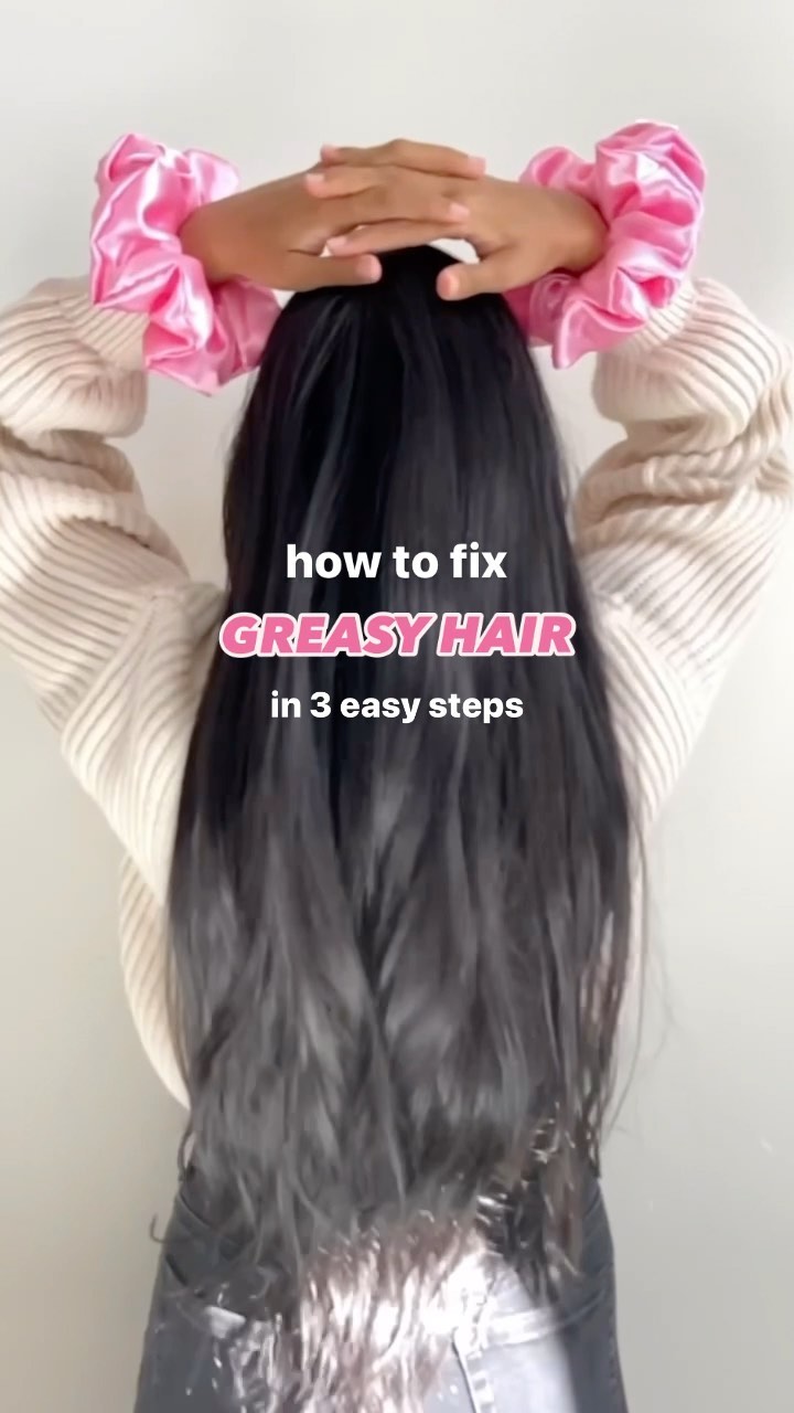 hold down to pause or read below ππΌ
Struggling with greasy hair and hair fall? Hereβs 3 ways I fixed it:
1. Hair Wash Schedule πΏ
Find the perfect balanceβtoo much wash can dry it out, too little can make it oily. Find a wash schedule that works best for your hair type and track it to be consistent. Learn more in our Hair Care highlight! π
2) Apple Cider Vinegar π
Combat hard water effects! ACV restores pH, clears oil buildup, and adds shine. Check our Hair Care highlight for a tutorial! β¨
3. Shampoo only the roots & condition the rest π
Shampoo removes natural oils, which is good for preventing excess buildup, but applying it all over can dry out the hair. Conditioner adds hydration, ideal for dry hair. Avoid conditioning the scalp if itβs oily. Best practice: shampoo scalp and condition the restπ§
Follow for more Hair Care Tips β₯οΈ
#kaurtino #haircare #scrunchies #scrunchie #hairgrowth #hairgrowthtips #greasyhair #healthyhair