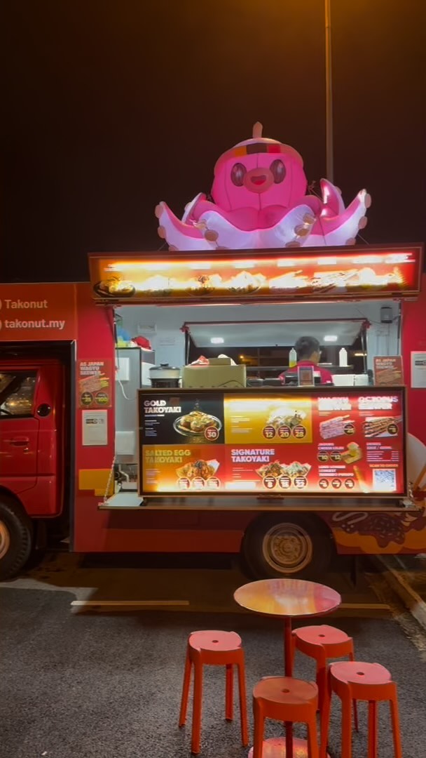 Come say hello to our cute Takonut Mascot, Hachi-chan! #Takonut #Cute #Mascot #AsiaNo1PremiumTakoyaki