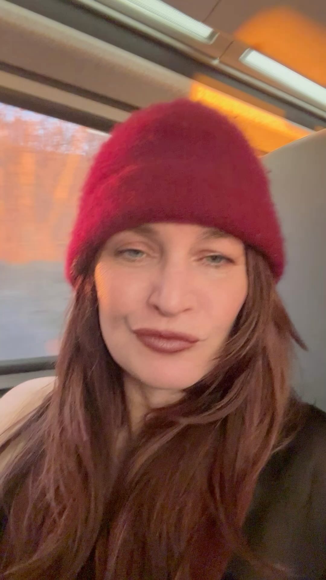 💫🌟💎💙💎🌟💫Dearest Friends, Thank you so much for all your deeply generous, kind, vivifying, illuminating, nourishing, inspiring, activating, joyous, sanctifying Birthday Blessings! I am infinitely appreciative of each and everyone of you. The video here is a moment the last sunset rays on the Hudson River, as I ride the train, returning from Vernal Equinox Blessing Ceremonies with a beautiful Circle of Women, last week.
Feeling deeply inspired and softened in our collective prayers and intent for the well being of all sentient life now and through time. The veracity of our courage, the “couer”, wisdom of the Heart. The swiftness and alchemy of our matriarchal medicines, the amrita nourishment of our compassion . The power of the crystal sword which cuts through illusion. The enduring well-spring of Love.
Sending my LOVE to All,
Sarah.:. 💫💎💙💎💫