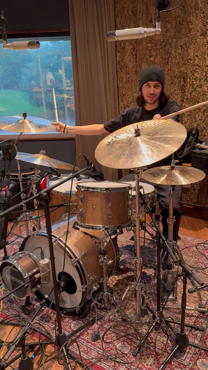 those 4 square metres never fail to bring out the best in me
@powerplay_studios
masters dark crashes powerful as always @paistecymbals
#drums #drumsolo #studio #powerplaystudios #paiste #paistecymbals #promark #bateria #drummersofinstagram #drumsticks #ludwig #vintagedrums #acrolitesnare