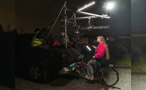 Behind the scenes of our award winning shortfilm "Dapdune Road", produced by @foton4film and @aural.art.productions 🛻📽🎬
DoP and Key Grip: Mikkel Brekne Munkvold @kosemikkel
Director and Music: Frida Feline Nilsen
Actress: Linda Tveiten @lindatvtn
Financed by @filmkraftfilmsenter @srbank @trafo.no @stavangerkommune
#foton4film #auralartproductions #Dapduneroad #getagrip #griprigs #filmproduction #griplife #keygrip #filmmaking #filmcrew #gripset #videography #cinematography #filmmakers #gripandlighting #gripandelectric #filming #filmindustry #onlocation #behindthescenes #setlife #filmcrewlicious #onset #gripequipment #filmmakerlife #directorofphotography #carrig #bicycle #movingshot #customrig