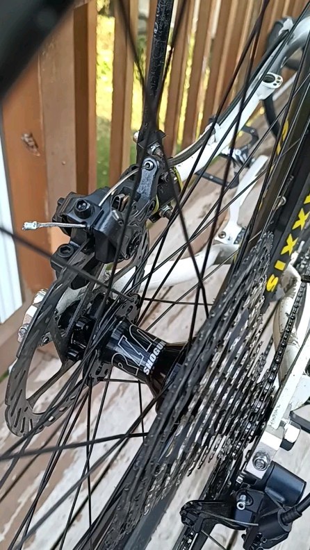 a longish timed clip of the upcoming #silenthub mode S-Shogun to show off its truly frictionless coasting! #freecoaster
.
.
.
#patentpending #globally 💯 🚲🚲🚲 #canadian #bigbearings #quality #assembledhere #handbuiltwheels #wheelsets #engineered #proprietarydesign #performance #wheels #boost #premiumalloy #tubeless #tubelesswheels #tairinwheels #enduro #mtb #enduromtb #yvr #604 #hub #wheelbuilding #bike #bikelife #vancouverbc