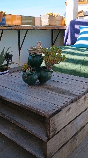 High Flyer's Kite House terrace looking nice and ready for you guys to enjoy it!
#tarifa #roofterrace #azotea #kitelife #hostal