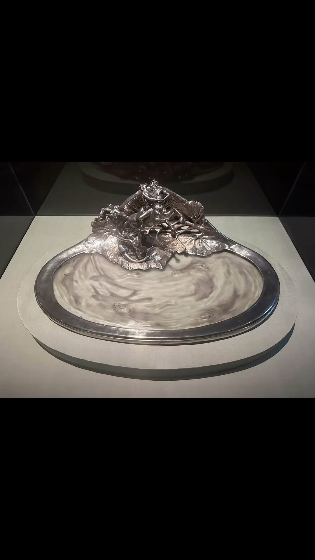 LALIQUE PART ONE 😍 with @thegulbenkian & millions and billions of obrigadas to @portugalgemas & @shirley_mitchell_fga #memoriesmade