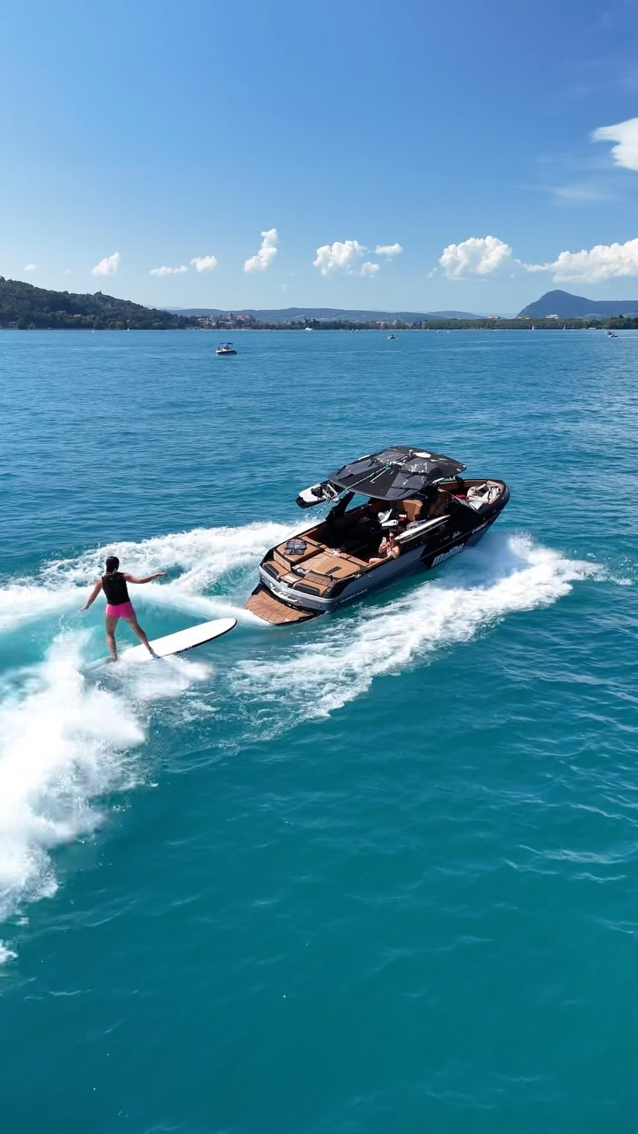L’océan a porté de main ! 🐚🏄🏼♀️
Essayer la longboard derrière un bateau et surfez la vague différemment 🌊🌴☀️🏄🏻♂️
#surflife #longboard #longboarddancing #longboarding #surfing #summer #goodvibes