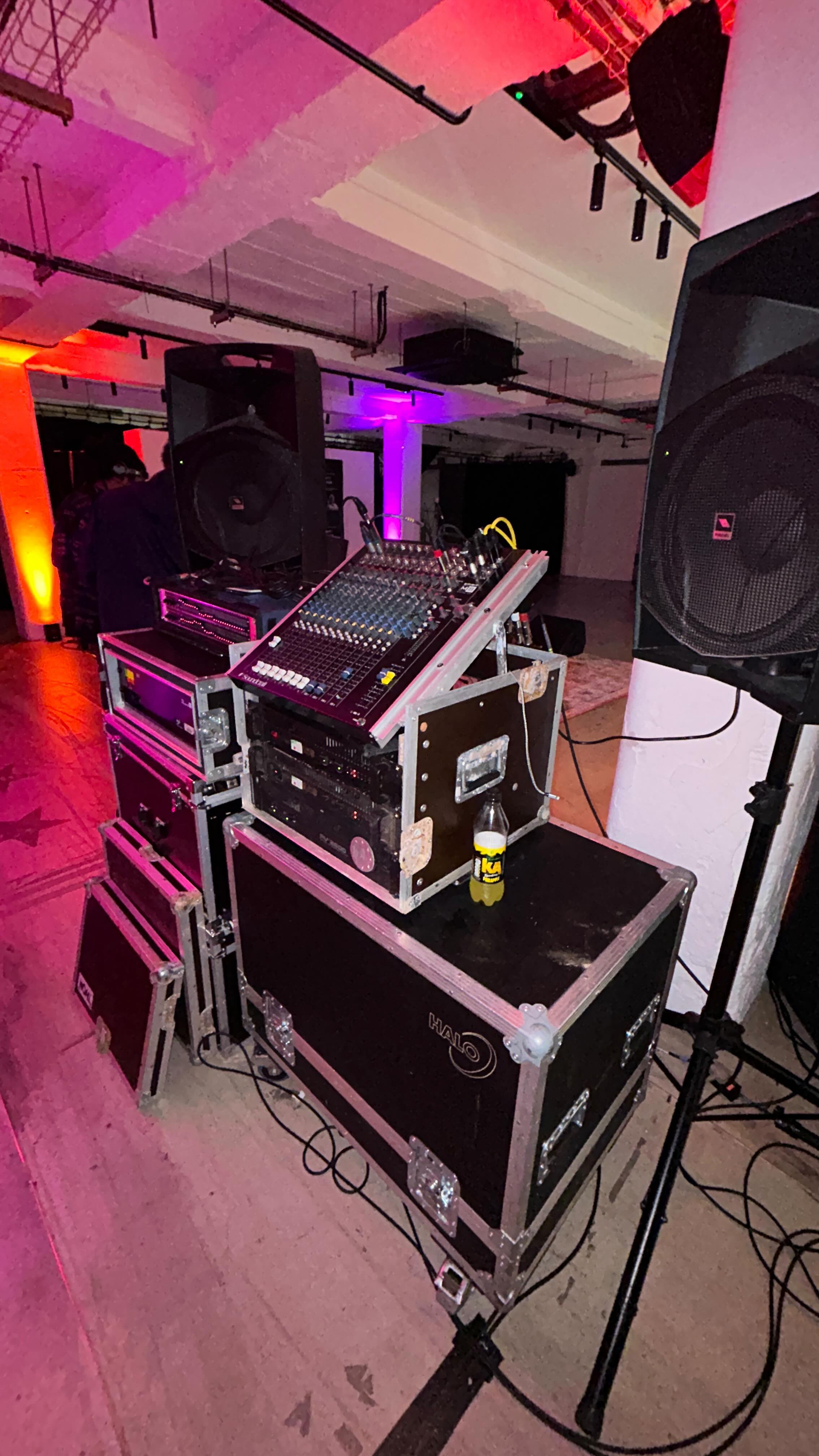"Turn up the volume on your next event with our top-notch speaker hire! 🎶🔊 Book now to elevate your nightlife experience in Manchester and London! #nightlife #uk #london #fyp #trending #viralvideo #contentcreator #eventplanning #partytime #audioproduction #musiclover #eventprofs #eventtech #partyplanner"