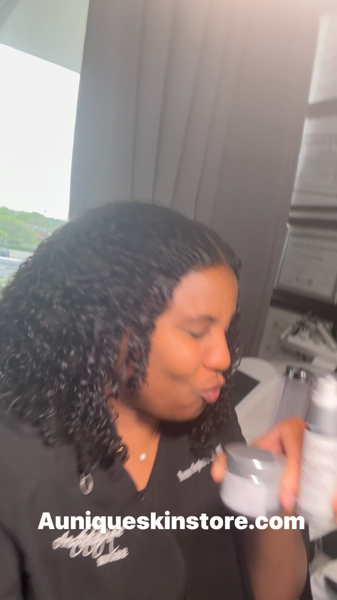 AâUnique Rapid Revitalizing Serum is a hexapeptide-rich formula which utilizes cutting- edge technology and high yield actives that immediately boost resilience in devitalized skin. A proprietary blend of dynamic actives address fine lines, expression muscle contraction and sluggish skin which normally occurs during chronological aging.đąđ
 #antiaging #dryskin #matureskin #esthetician #facials #oilyskin #deepporecleansing #hyperpigmentation #browardesthetician #ftlauderdaleesthetician #coralspringsesthetician #broward #coralsprings #ftlauderdale #tamarac #esthetician #parkland #miami #broward #northlauderdale #boca #womeninbusiness #womenempowerment #women #men #instagood #florida #beauty #microneedling #selfcare #instapic
AâUnique Intense Illuminating Moisturizer, a skincare masterpiece meticulously crafted to elevate your daily routine. Immerse yourself in a symphony of premium ingredients designed to nourish, hydrate, and unveil your skinâs natural radiance.đŚâ¨