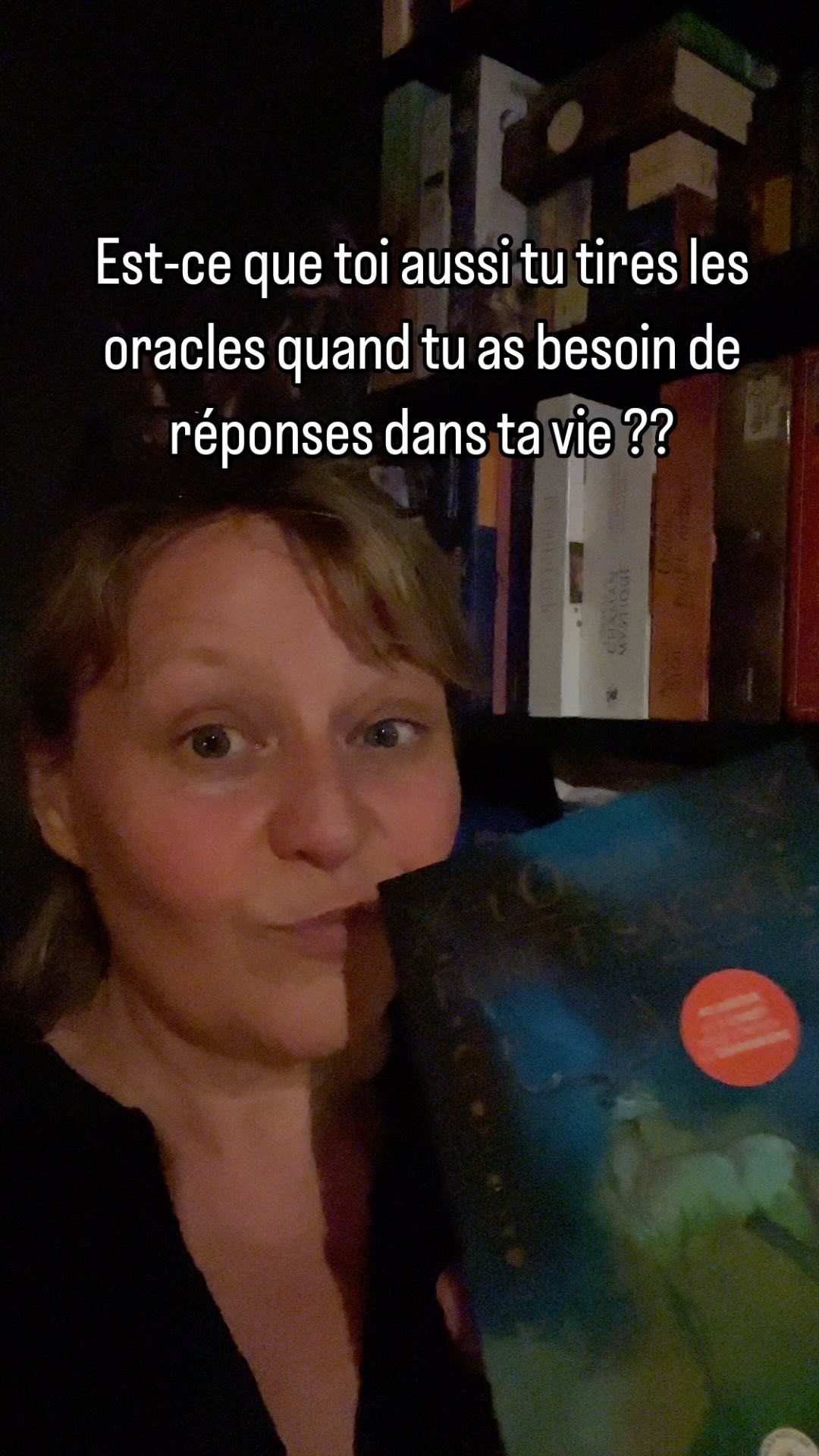 Moi je le fais depuis que ma mère m’a offert mon premier oracle et mon premier jeu de runes, j’avais 13 ans.
En 1983 j’aime autant vous dire que je n’en parlais à personne !
Les autres se moquaient… Aujourd’hui je les reçois en séance de soins quantiques… cela se passe toujours comme ça : il y a 20 ans quand je parlais d’hypnose on me traitait de cinglée aujourd’hui on opère à cœur ouvert sous hypnose.
Aujourd’hui je dis soigner l’âme et les mémoires des vies antérieures, on me regarde de travers mais demain beaucoup viendront apprendre…
Aujourd’hui je vois la médecine s’approprier l’hypnose alors qu’il y a encore quelques années elle la décriait comme science du gourou.
Ce sont les shamans et guérisseurs du monde entier qui détiennent les sagesses et techniques de guérisons ancestrales alors quand j’entends certains professeurs d’université déclarer que l’hypnose doit être faite par un médecin, ça me rend furax !!
Chacun son domaine, travailler ensemble serait intelligent