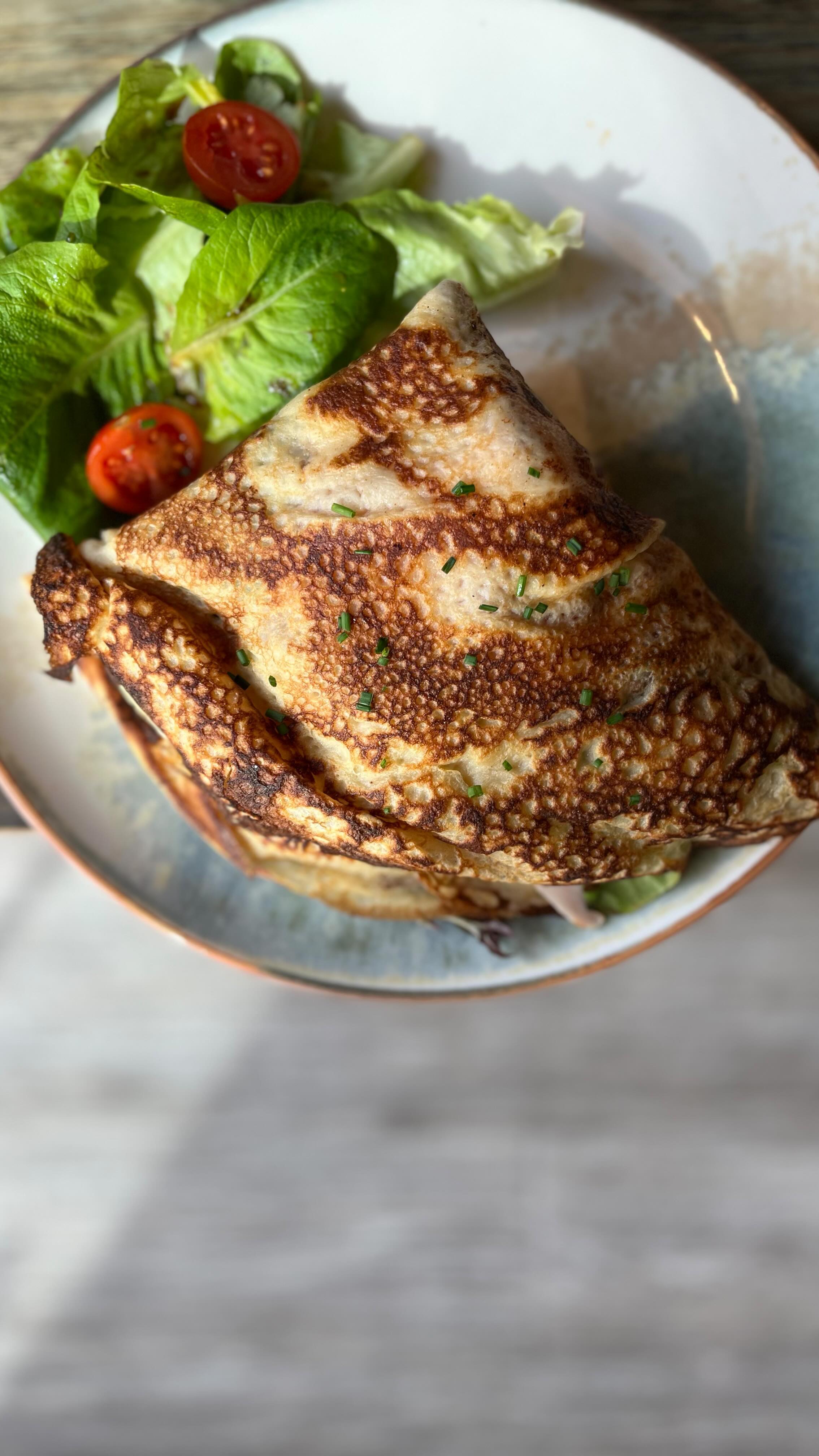 Nuestras crepes, hechas con harina de trigo sarraceno #eco, huevos de gallinas felices y leche #sinlactosa! Aptas para #celiacos y las favoritas de tod@s!
Les nostres creps, estan fetes amb farina de #blatsarrai #eco, ous de gallines felices i llet #senselactosa !Aptes per a #celiacs i les favorites de tothom
.
.
.
#singluten
#sensegluten
#glutenfree
#restaurantes #brunch #barcelona