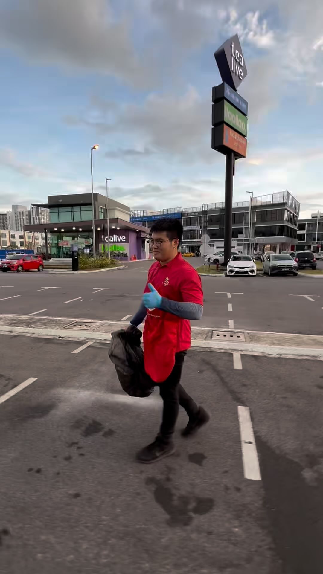 TAKONUT helps in taking care of the community cleanliness #Takonut #Clean #Community