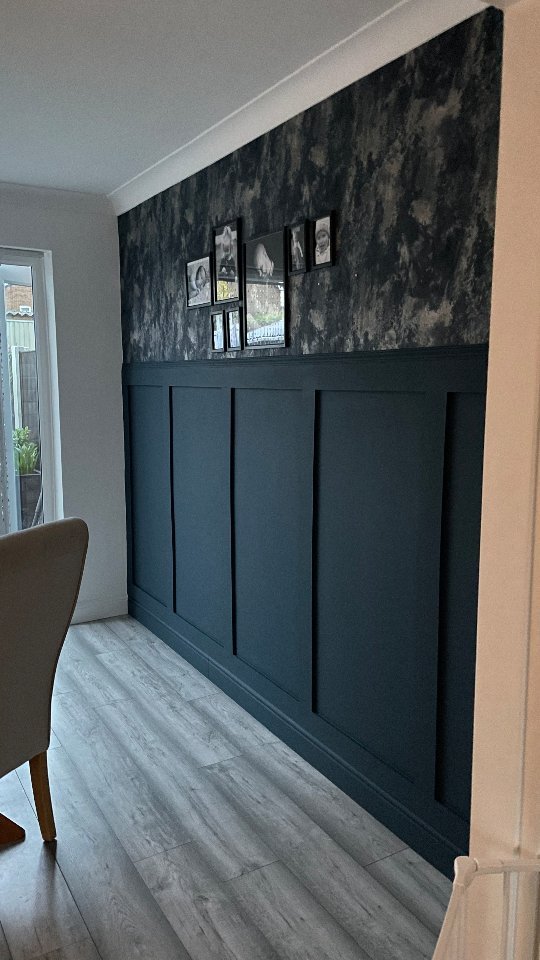 It was time for an upgrade in my own dining room (Gemma has waited a while... years... *cough*) Just some more photos to hang but happy with how it turned out. We actually carried this through into the living room as well.