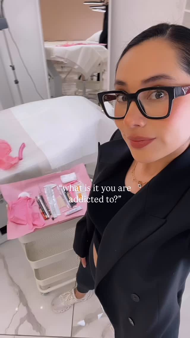 It’s brows and coffee ☕️ for me 💁🏻♀️…
.
.
.
.
.
#microblading #microbladingmaryland #mdbrows #dmvbrows #pmuartist #dmvmicroblading #dcmicroblading