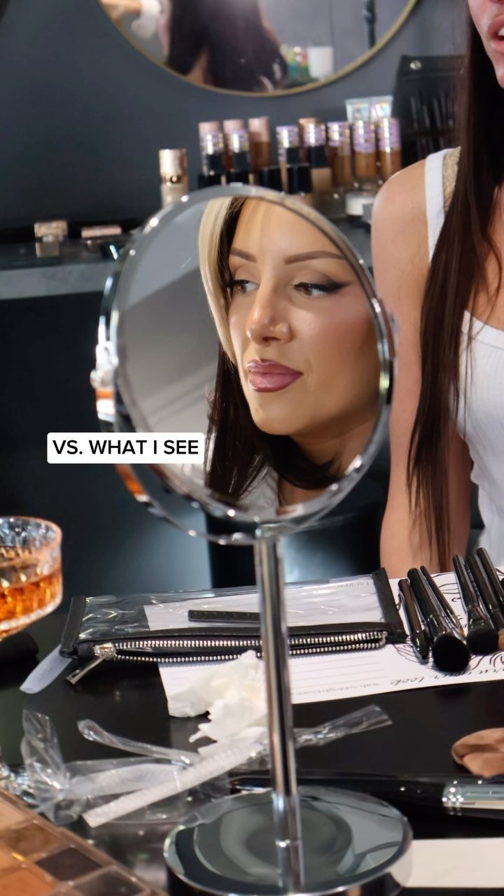 An eye for angles, lighting, details and opportunity! 👀
As a professional Content Creator, I tend to shoot content of a ‘Behind The Scenes’ nature at events, masterclasses or on-site for service based businesses.
This means these shots aren’t planned, they’re not staged and there isn’t the option to tell people to stop in motion, or give direction for a pose that enables the ‘perfect shot’...
You must be HIGHLY attentive to every detail - To capture those organic moments that simply won’t happen twice.
Look & Learn Makeup Class by @ashleighevans_mua | Thank you for having me 🤍💄
#EvolvingEmpires #ContentCreation #BTSCreator #ContentCreatorMelbourne