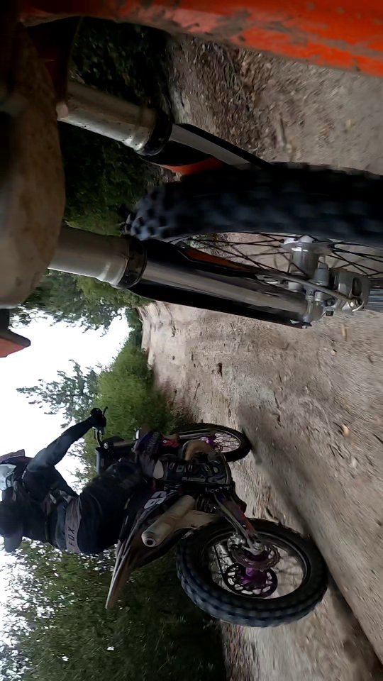 Let's try a rotated video for full screen viewing.
#motocrossmetrics #ktm #wpsuspension #offroad #gopro