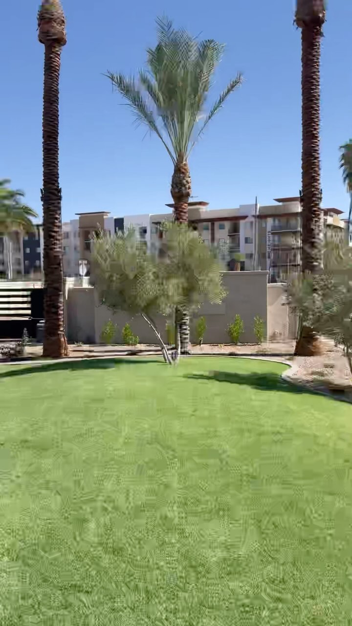 A little behind the scenes showing a glimpse of all the hard work that was put into this beautiful project.
Teamwork makes the dream work 🚜🌴💪🙏
.
.
.
.
#remodel #remodeling #azlandscape #construction #concrete #concreto #monument #arizona_landscapes #arizona🌵 #arizona #azinstagram #instaaz #instagood