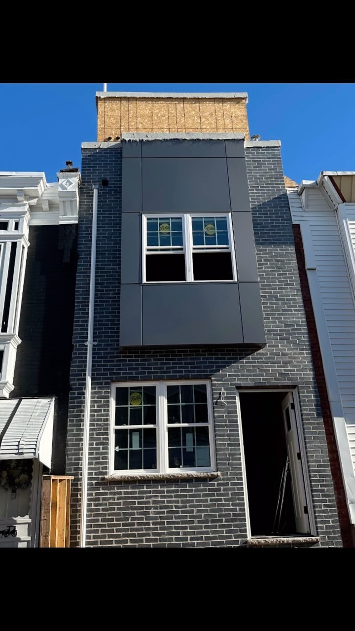#aluminumcompositepanel #sidingcontractor #siding #sidingphiladelphia #philadelphiacontractor #housecontractors #philadelphia_ig #newtowncontractors #buckscountycontractor