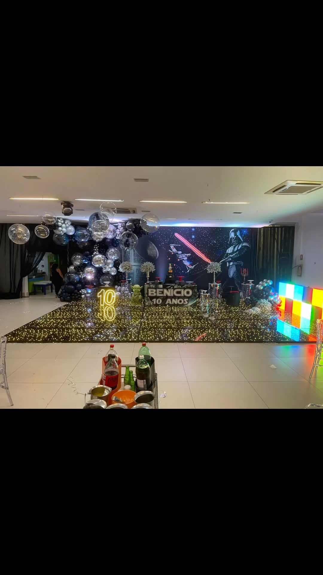 Brilhe como uma estrela com nosso Piso Paris sua festa será ainda mais especial e iluminada arrase na pista de dança 💃 🕺#pisoparis #passarelailuminada #festa #eventos #locação #chama #avancinieventos.