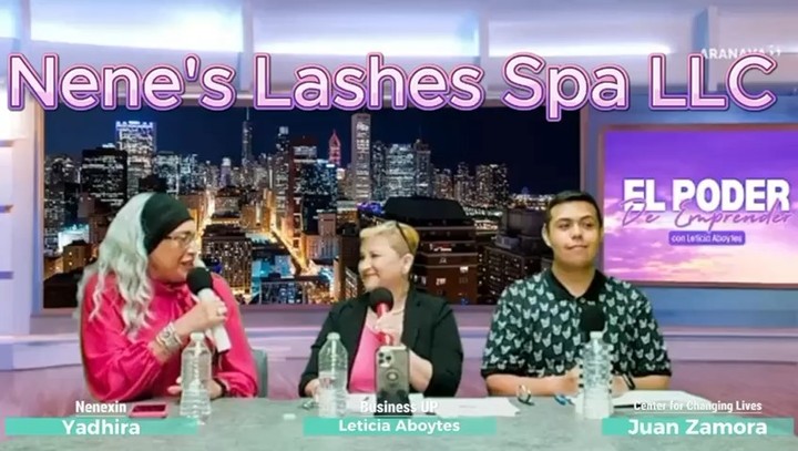 The opening of this magical world of beauty for the little princesses of the house has been so exciting. Every detail has been carefully attended to. Nenexin Y. Hernandez G., our CEO, shares that she opened this place for girls to learn how to take care of their hands and feet in the best way possible. In addition, they will enjoy other surprises such as face painting, costumes, runway shows, and a neon party.