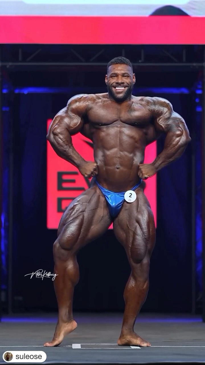Our guy @nathandeasha2 finishing an unreal season with a 4th place finish @evls_prague_pro_official We are proud and honoured to support such an incredible athlete, who makes our trunks look unreal every time he steps on stage 🤩 Royal Blue Mystique 🔵💙 #teamironmonkey #ifbbpro #bodybuilding #trunks #posing #Repost @suleose with @get.repost
・・・
@nathandeasha2 by @vkallbergphoto @evls_prague_pro_official