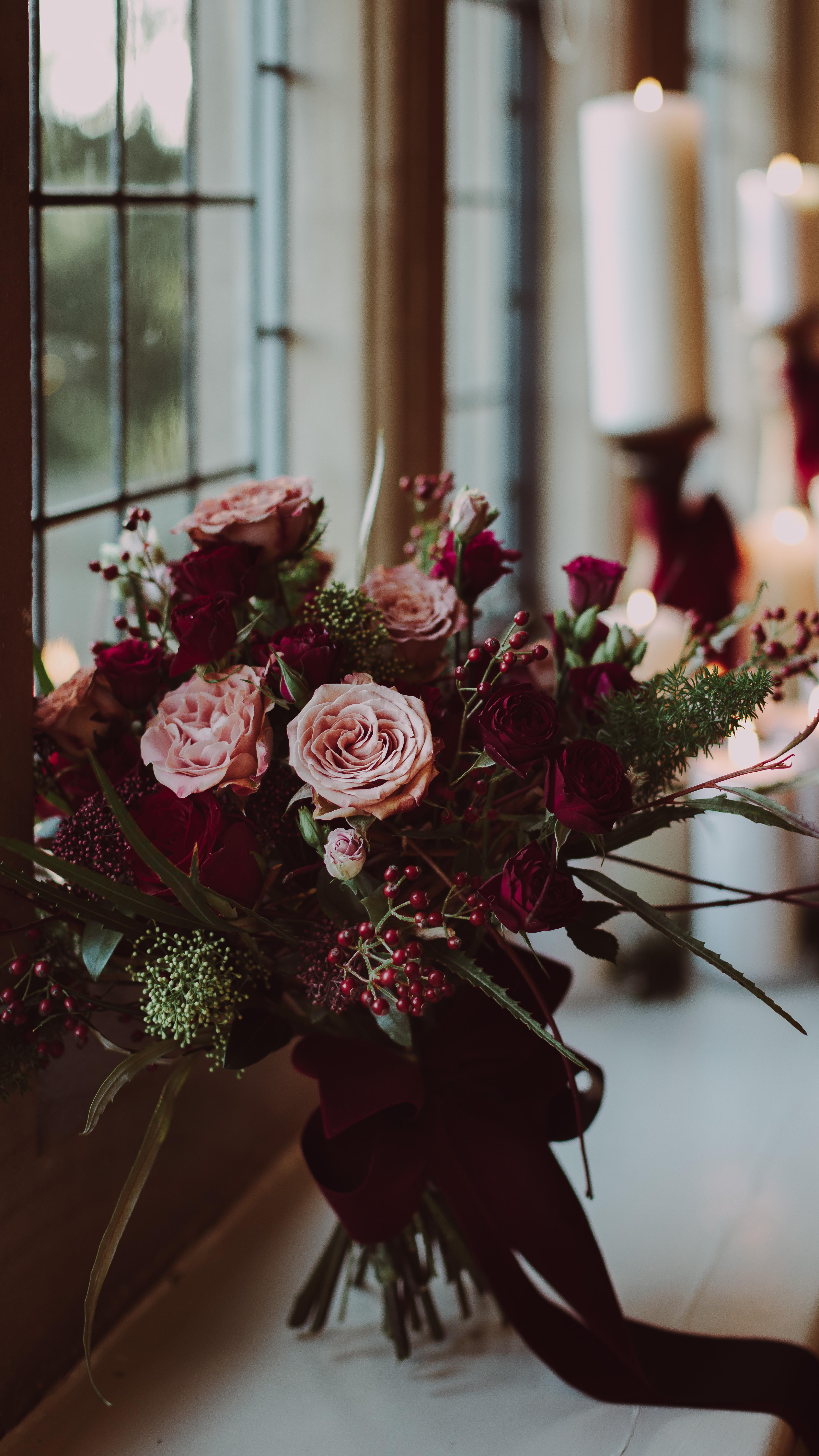 Amazing day today putting together this festive wedding set-up at @fischersbaslow
.
A Christmas inspired intimate wedding breakfast, what more could you ask for at this to@e of year??
.
Our amazing team:
Planner and Stylist @willow_and_rust
Venue @fischersbaslow @dawnelizabethrudd
Florist @inspiredfloristry
Dress @noraevebridal
Suit @the_suit_lounge
MUA @l_m_beauty_
Hair @jessicacharlottebridalhair
Accessories @honey_and_ember
Cake @peakpatisserie
Stationery @inkedpapercompany
Chairs @green_farm_marquees
Models @daryll_cw @_elliottcatterall
.
.
.
#christmaswedding #festivewedding #intimatewedding #smallwedding #weddingideas #weddinginspo #countrywedding #derbyshirewedding #weddingstylist #venuestylist #weddingplanner