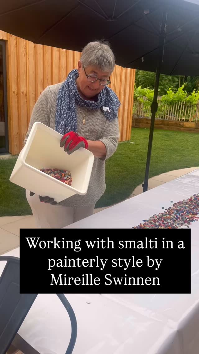 🌟 Exciting times at Rouge Bordeaux B&B! We’ve had the pleasure of welcoming the incredible Mireille Swinnen for a mosaic retreat. 🎨✨ Women from around the globe have come together to create, learn, and indulge in the delicious cuisine of Chef Julien Martel. 🍽️💖 It’s a beautiful mix of creativity and culinary delights!
#mosaicretreat #rougebordeaux #womeninart #culinaryexperience #frenchwine #CreatingMemories