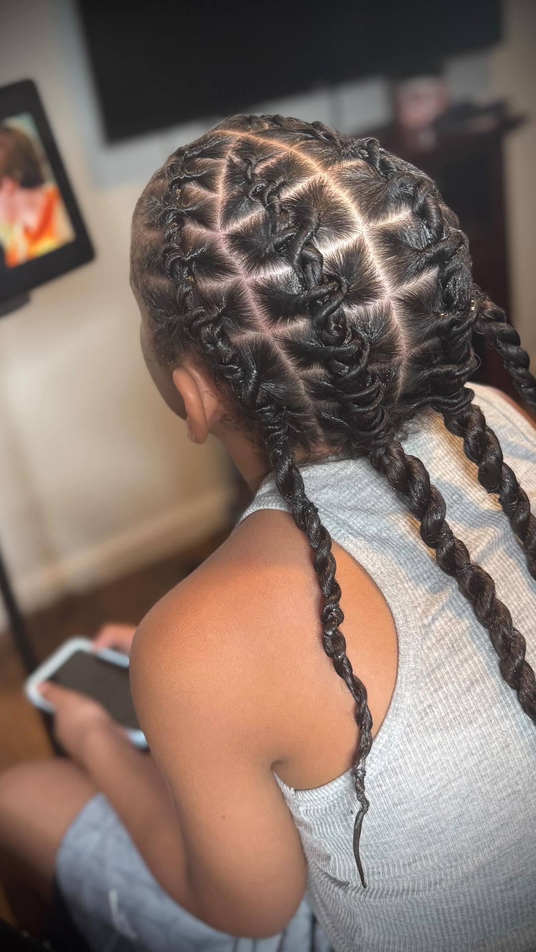 Loc Style NO LOCS
Duration:2hrs
What look are you going for? Let’s talk about it and make it happen!!
All Textures All Styles
Book aonya_yourstylist @ www.royalbeauty.supply
#indylocs #menlocstyles #achievable #explore