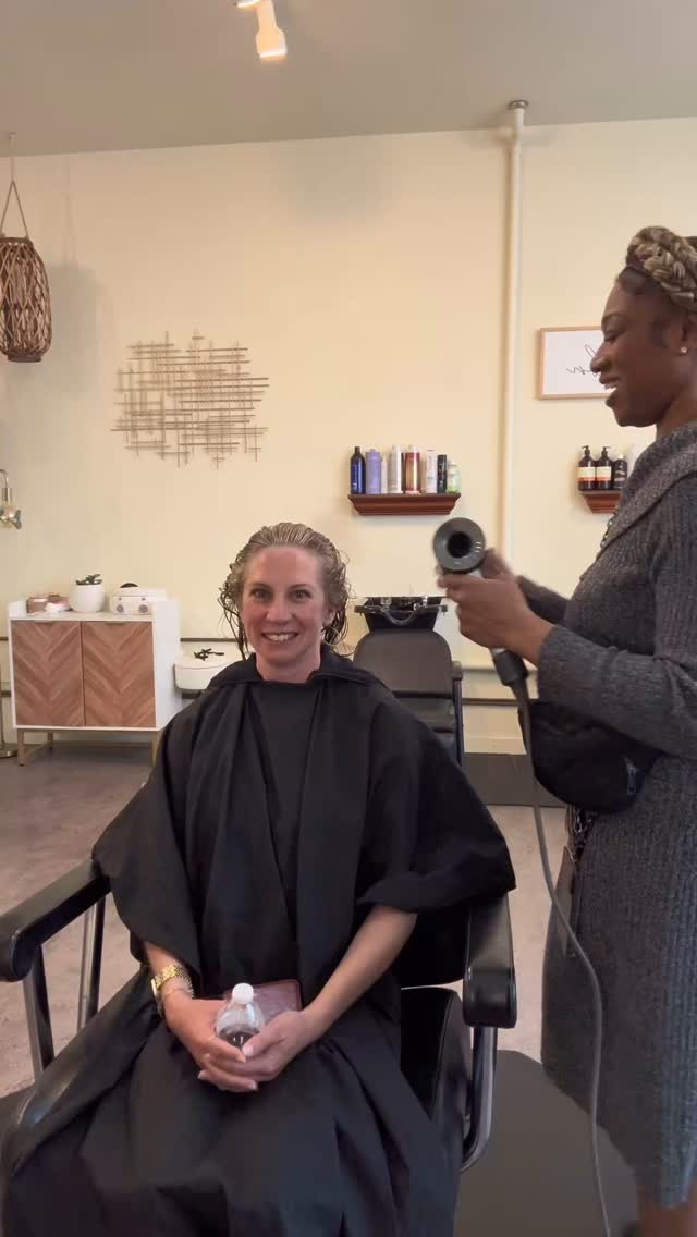 This is something you can expect as someone who is interested in utilizing our services to travel to you and provide coverage for your clientele during your maternity or medical leave.
We go through 3 different prep phases where we are taking the time to learn more about your clientele, your services, and how you effectively navigate within your space.
The goal of our coverage is to keep things as seamless as possible for you and your clients so that we can keep business as usual which is how we end up maximizing client rentention upon your return👏
Our team provides coverage coast to coast so make sure to tag your stylist friends who might be in need of our services⬅️
Shout out to team member Florence who is currently covering a maternity leave in Eureka, CA!
#travelhairstylist #independenthairstylist