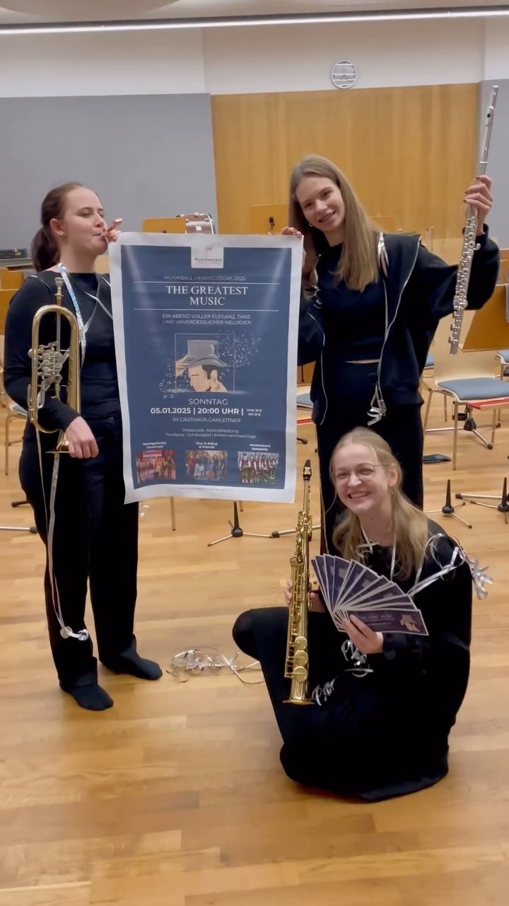 Abrakadabra 🪄✨
🎶 Der Countdown läuft! In wenigen Tagen ist der Musikball Herzogsdorf – hast du dein Ticket schon gesichert? 🕺✨
Lass dich verzaubern und tauch in unvergessliche Klänge und Momente ein. Egal ob du mit Freunden oder deinem Partner kommst, dieser Abend verspricht Spaß und Freude! 🌟
🗓️ Wann? 05.01.2025 ab 20:00 Uhr
📍 Wo? Gasthaus Gahleitner in Herzogsdorf
Die Tickets sind vorab bei allen MusikerInnen erhältlich und auch die Abendkasse steht für Kurzentschlossene bereit 🎟️